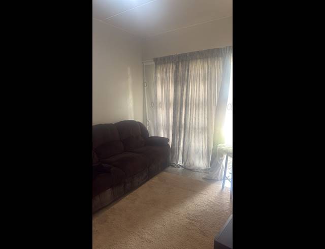 2 BEDROOM APARTMENT FOR SALE IN RYNFIELD